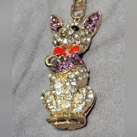 Austrian Crystal Cat Keychain - Picture 4 of 10